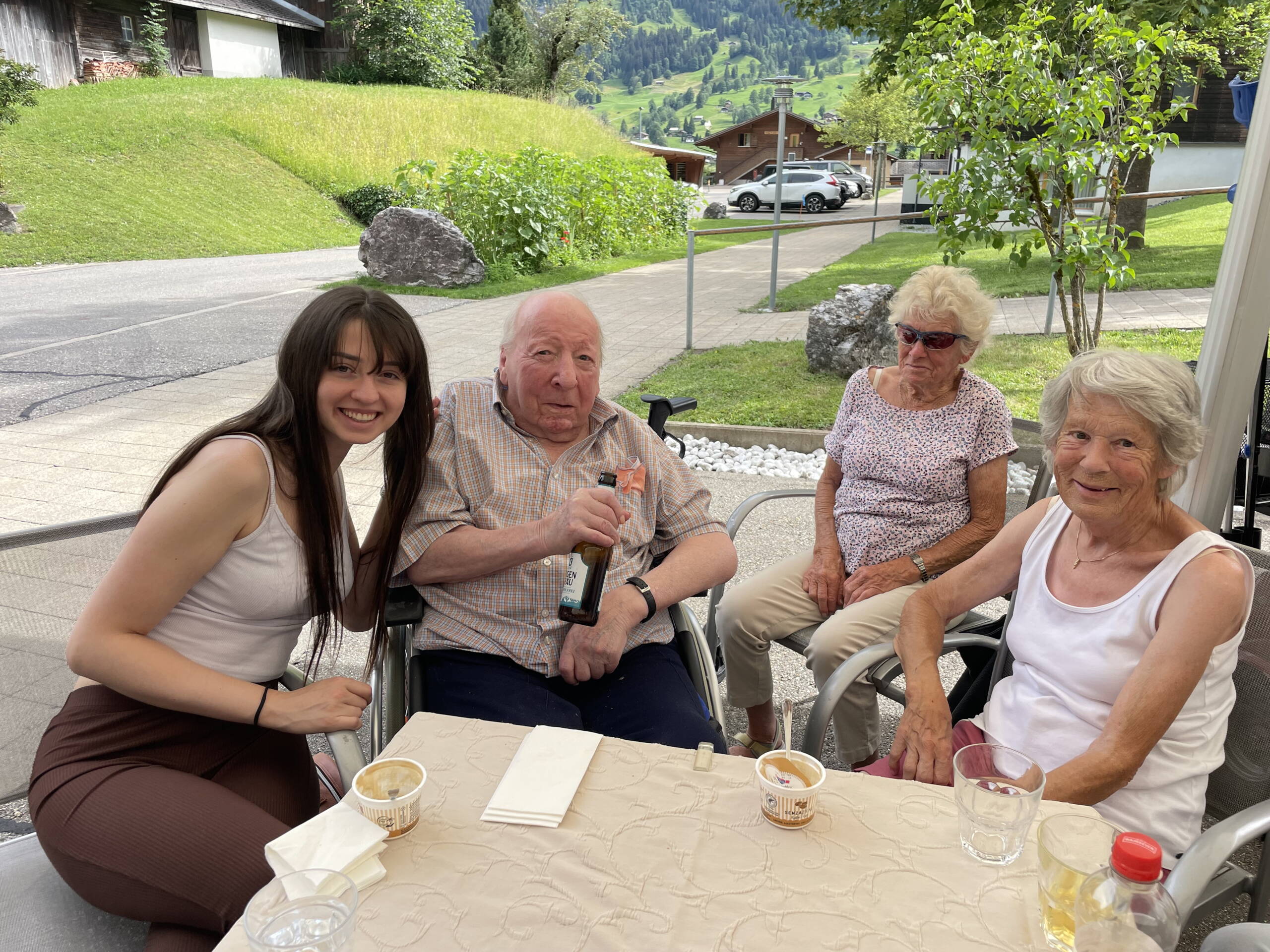 img_1278_bewohnende__and__gaeste.jpeg